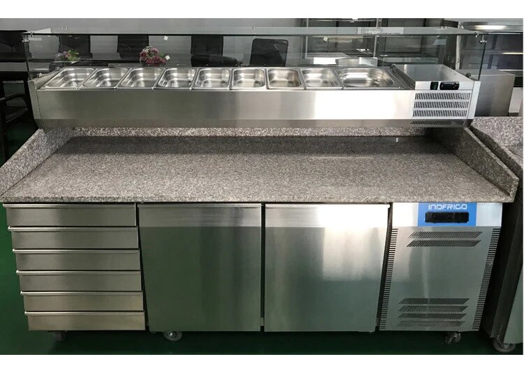 Saladette prep counter